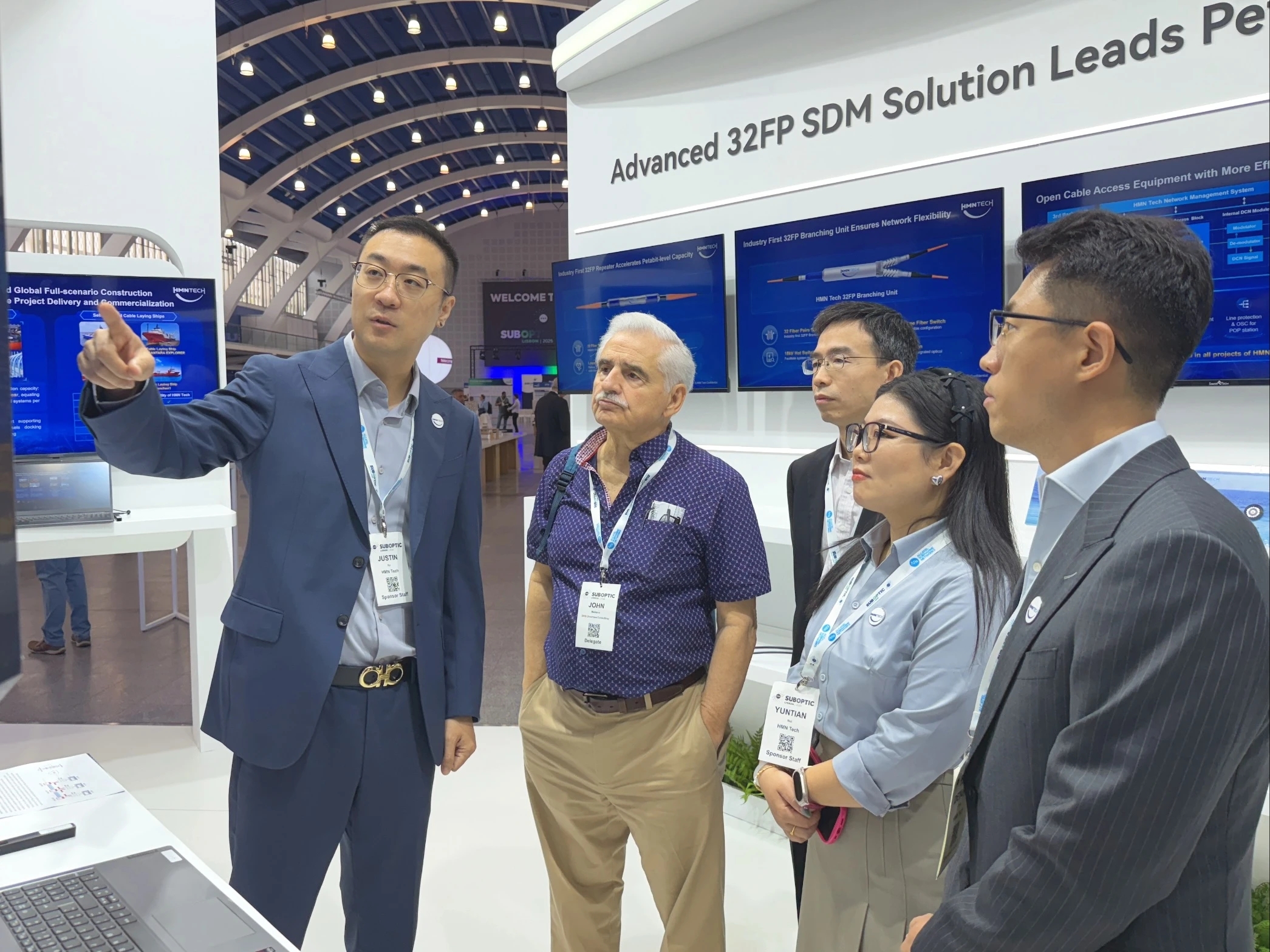 177****420***963.jpg 全球视野-展会.jpg